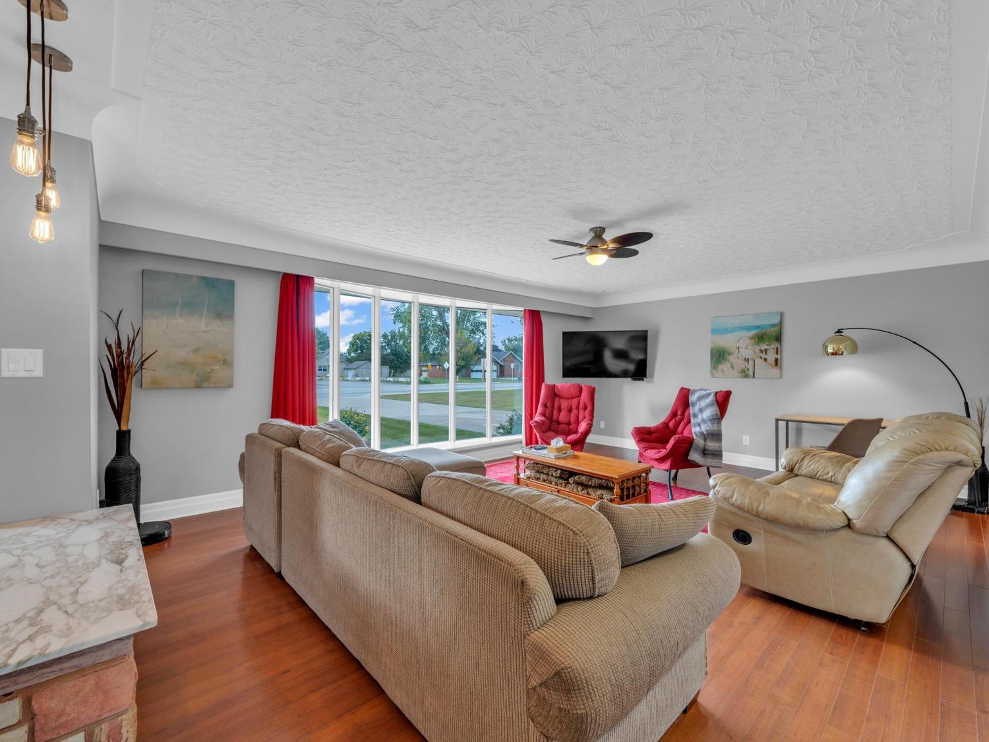 Park Bungalow #4 - Seacliff Beach Suites Leamington Esterno foto